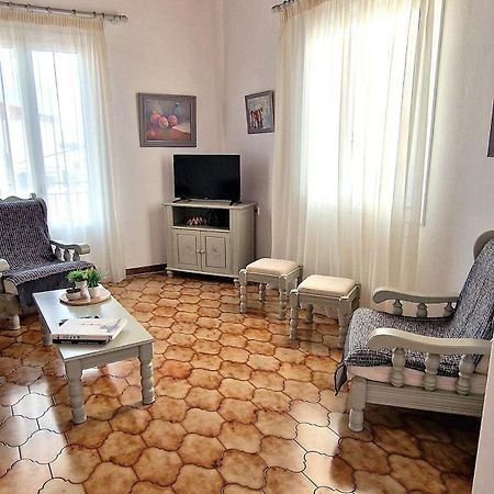 Summer House In Spetses Exterior photo